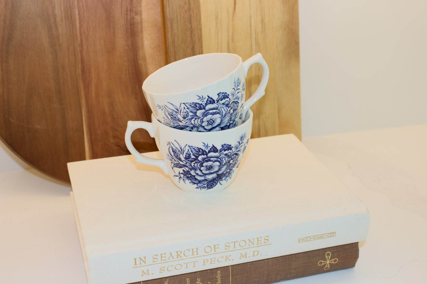 Set of 2 Vintage Blue and White Floral Teacups