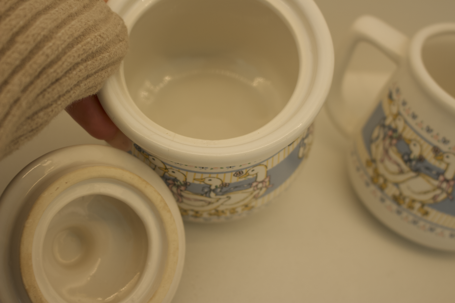 Vintage 1980s Ribbon Geese Creamer & Sugar Bowl Set – B&D The Collection