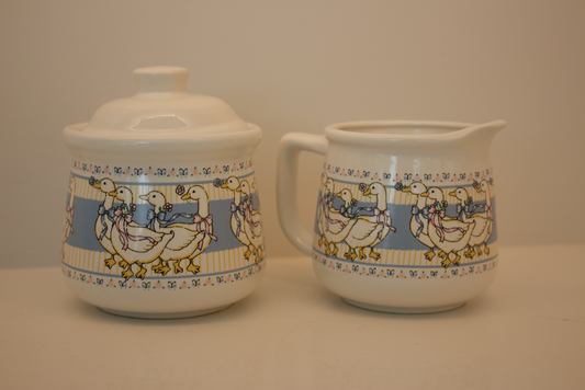 Vintage 1980s Ribbon Geese Creamer & Sugar Bowl Set – B&D The Collection