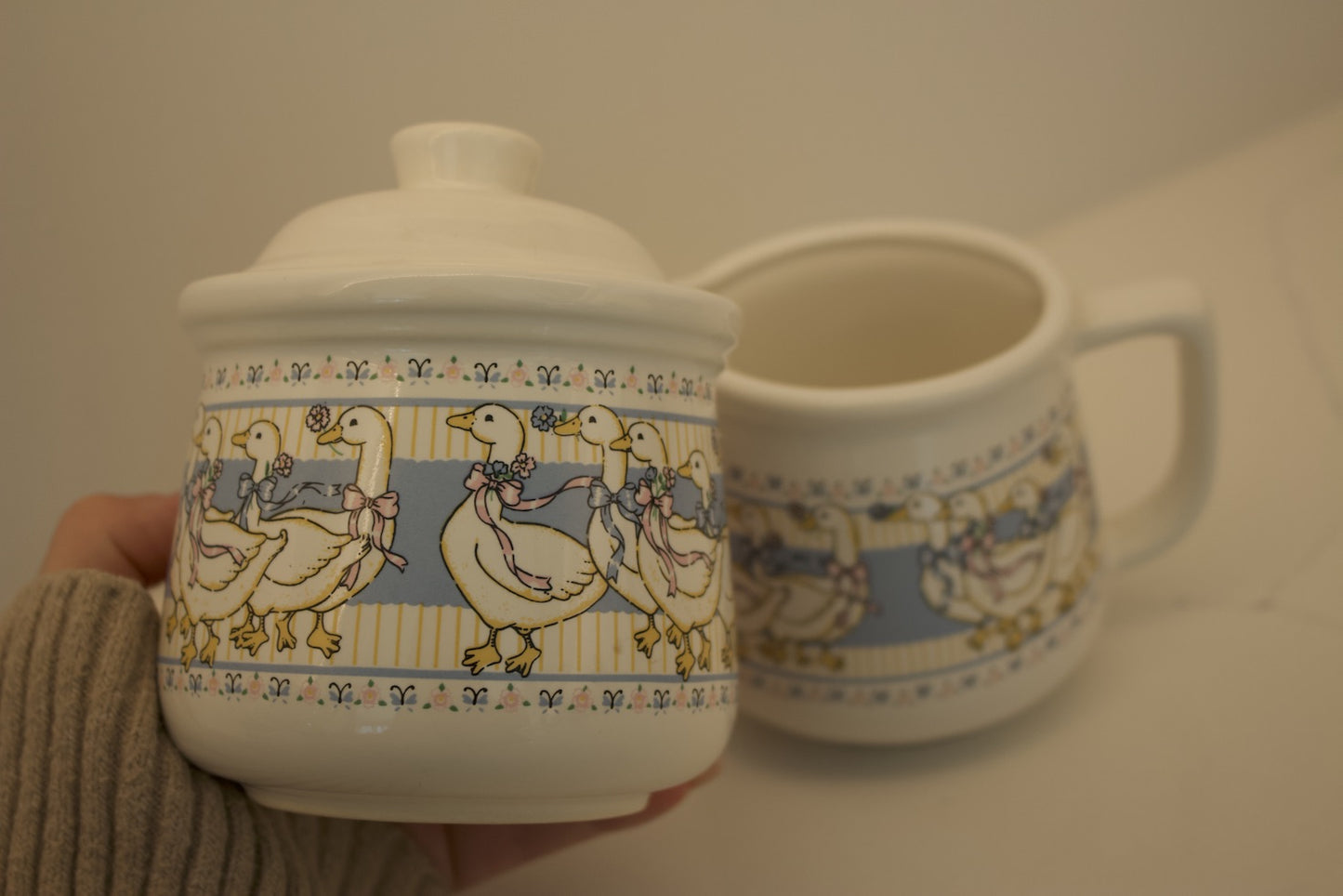 Vintage 1980s Ribbon Geese Creamer & Sugar Bowl Set – B&D The Collection
