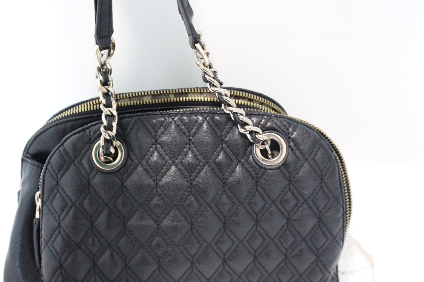 Vintage Guess Black Faux Quilted Leather Shoulder Bag