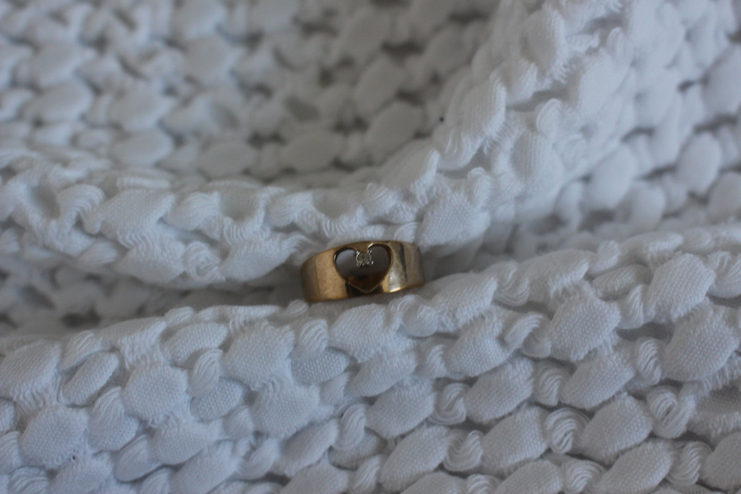 14K Gold Heart Cutout Ring