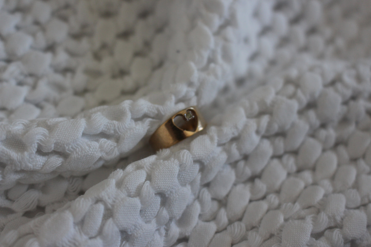 14K Gold Heart Cutout Ring